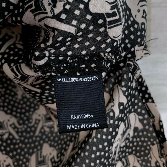 41Hawthorn Elephant Tank Top Blouse Black Beige V Neck StitchFix Womens Small - Picture 7 of 8